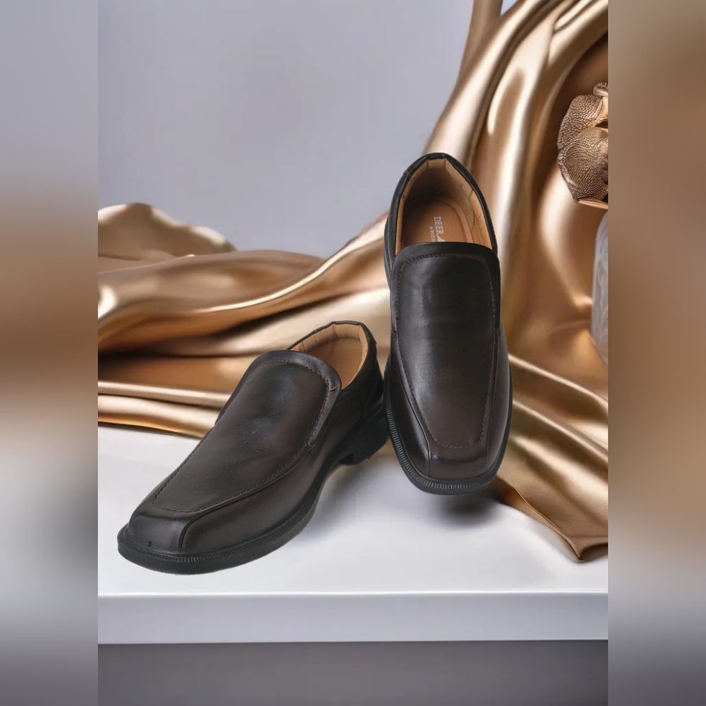 Deer Stags Greenpoint  Business Casual Slip On In Dark Brown Sz 11